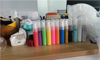 Stylo vide Plus d'encre pour une couleur et un logo personnalisés